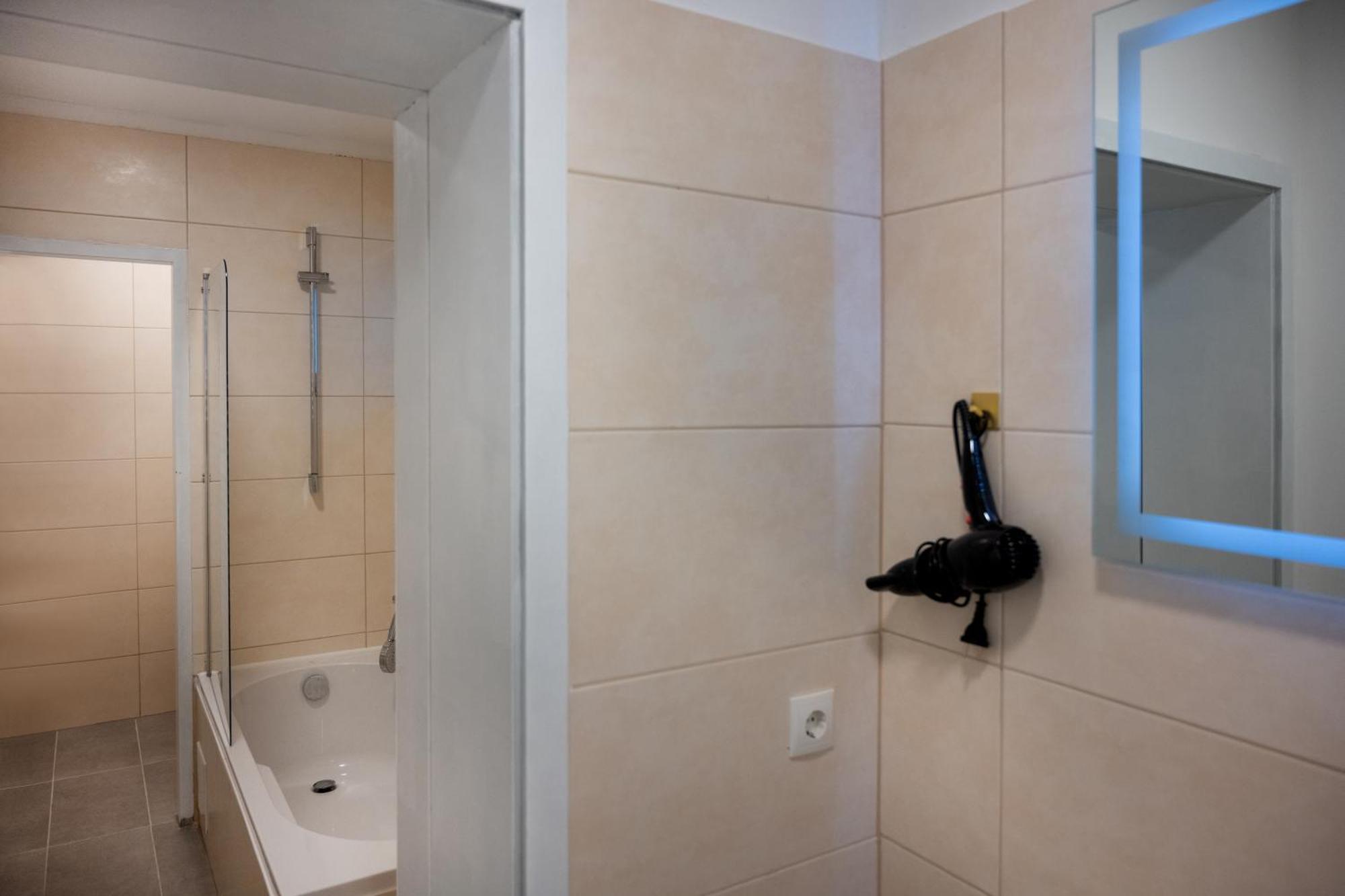 Wohngut-City Appartement 3 Fuer Max 5 Personen Inklusive Parkplatz Hagen  Zewnętrze zdjęcie